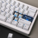 Kompletná 60% mechanická klávesnica s Tri-Mode pripojením a RGB podsvietením